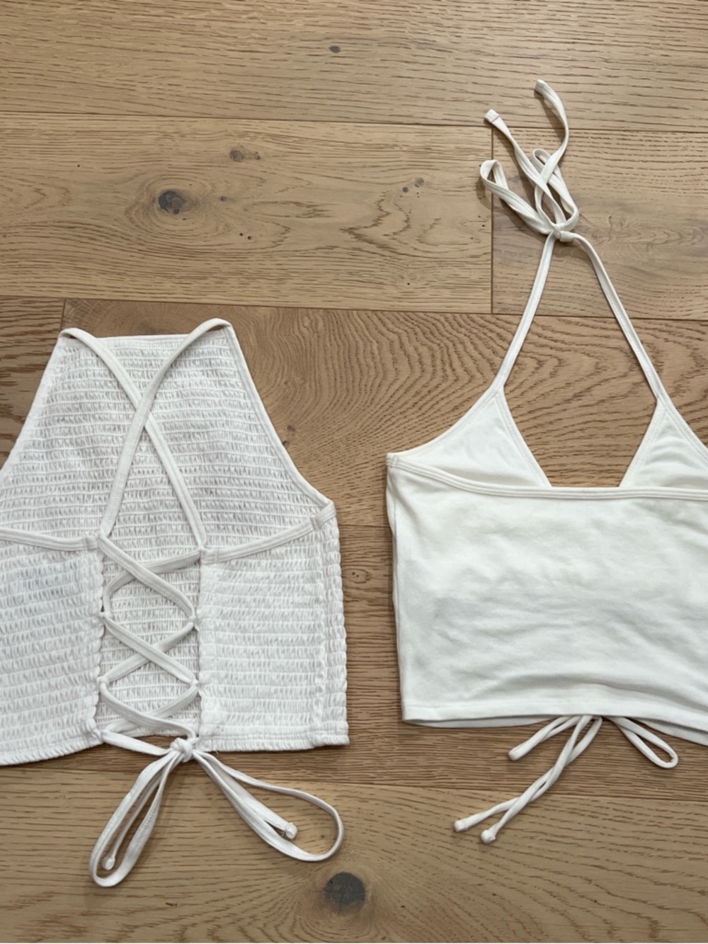 TWO hollister crop tops - Picture 2 of 4